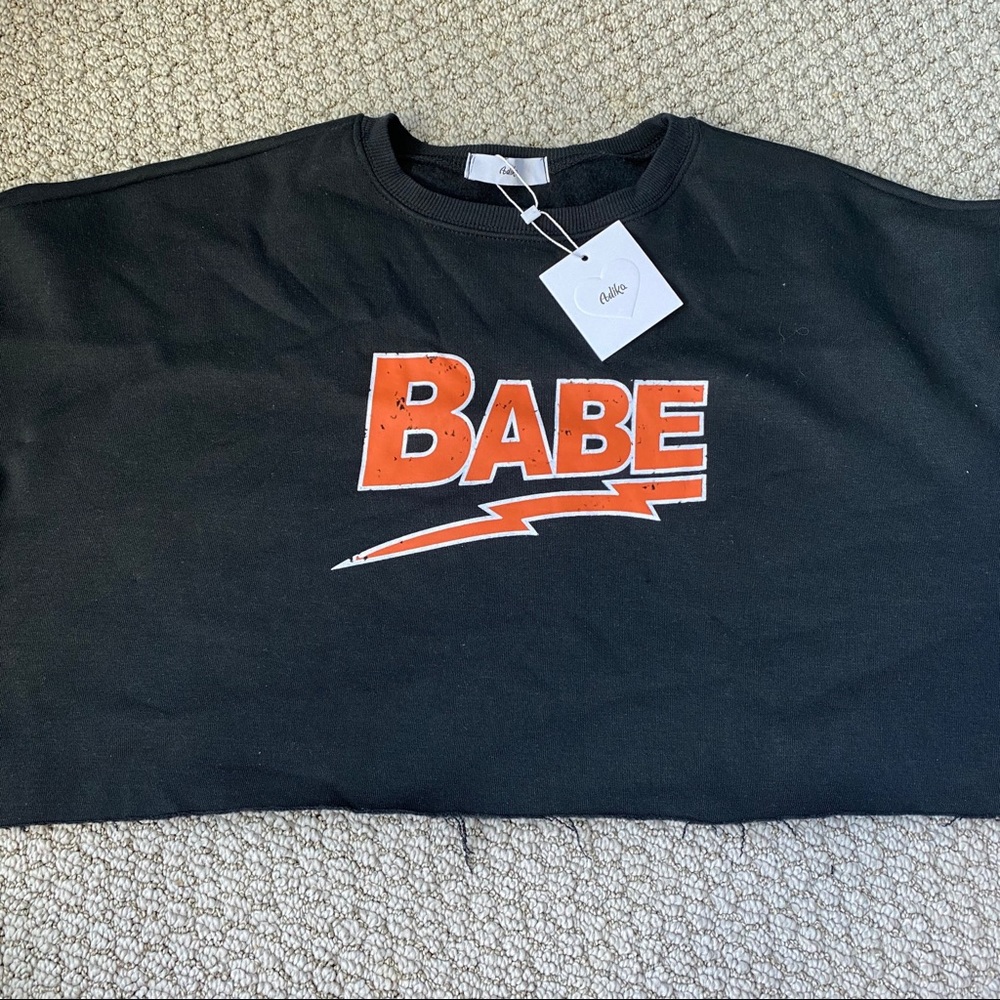 Babe⚡️ - Picture 2 of 3
